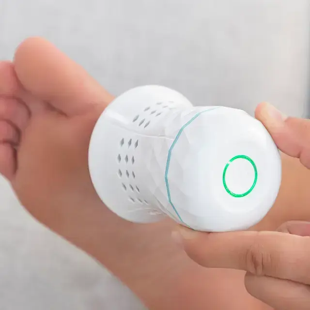 lime-pedicure-rechargeable-avec-aspirateur-integre 3.webp