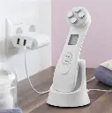 I-Grande-4884-masseur-facial-avec-radiofrequence-phototherapie-et-electrostimulation.net.webp