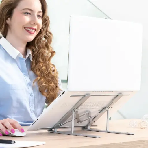 [V0103767] SUPPORT PLIABLE ET REGLABLE POUR TABLE